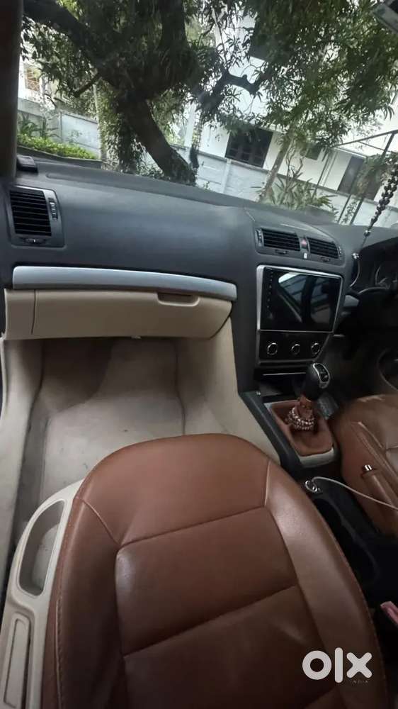 Skoda Laura 2011 Diesel 128000 Km Driven