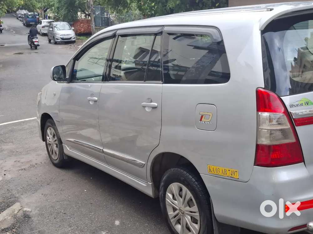 Toyota Innova 2.5 G 2015