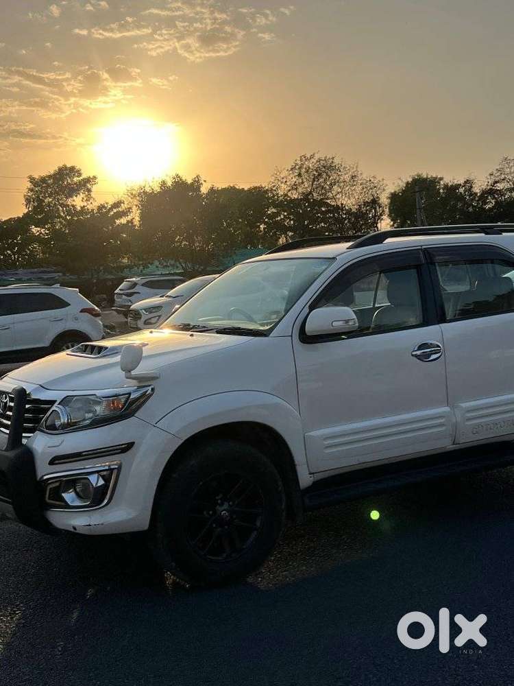 Toyota Fortuner 3.0 4x2 Mt, 2015, Diesel