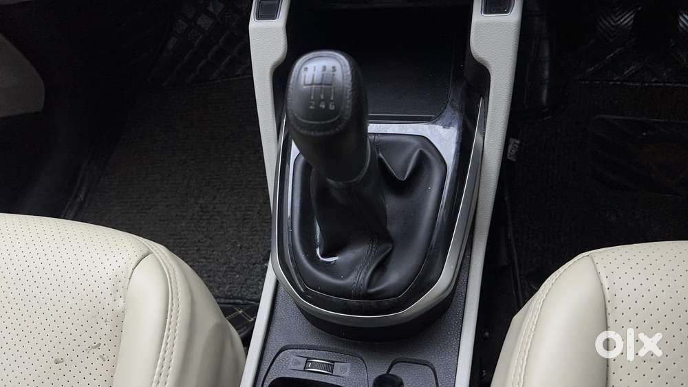 Kia Carens 1.4 Prestige 7 Str, 2022, Petrol