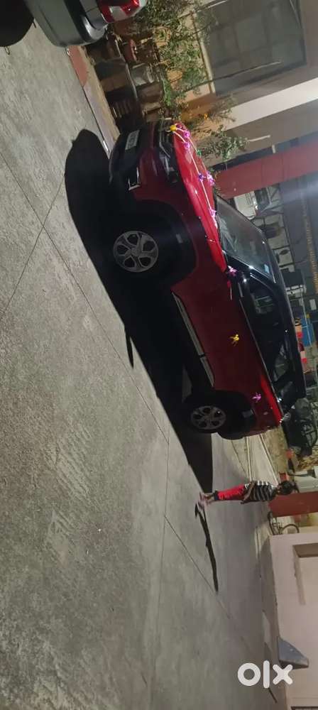 Maruti Suzuki Brezza Lxi 2025