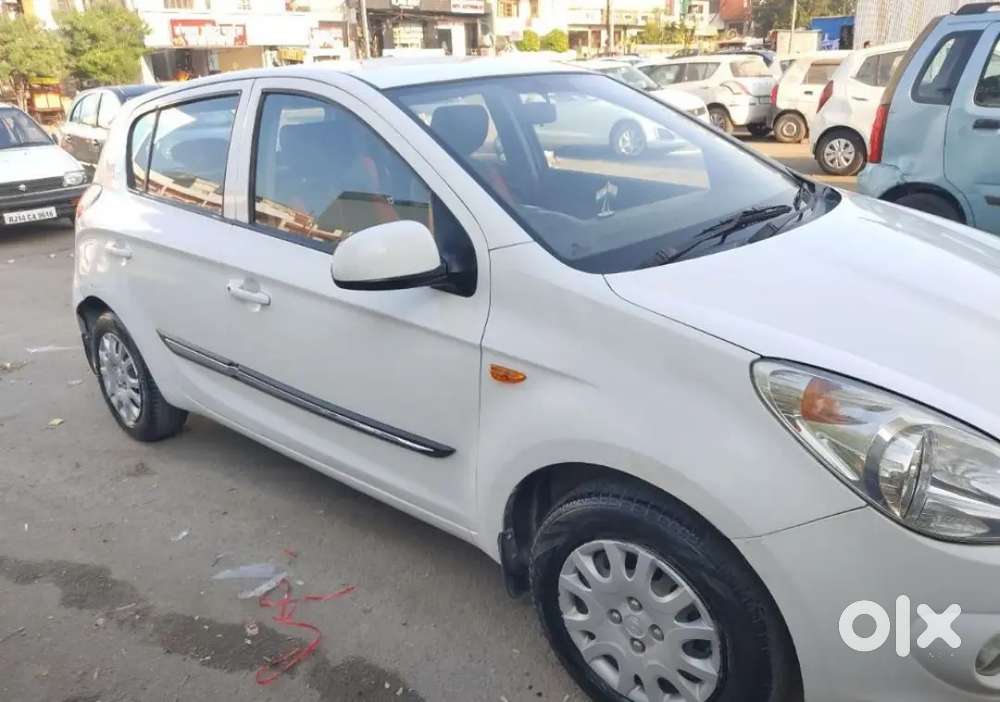 Hyundai I20 2010 Petrol Well Maintained