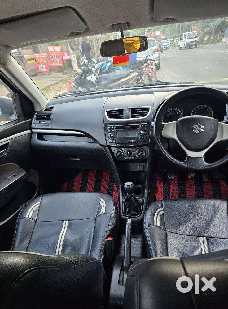 Maruti Suzuki Swift Vxi + Manual, 2017, Petrol