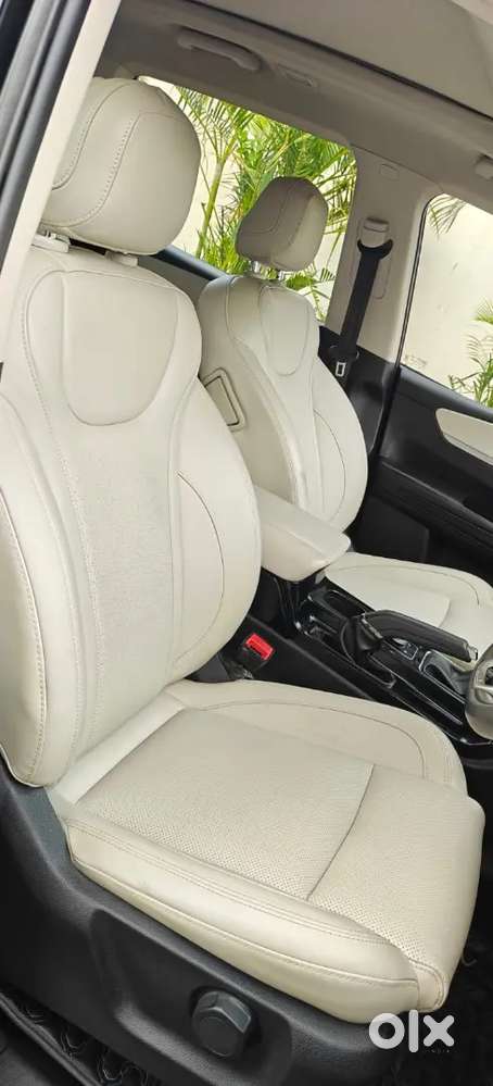 Mahindra Xuv700 2025 Diesel 34000 Km Driven