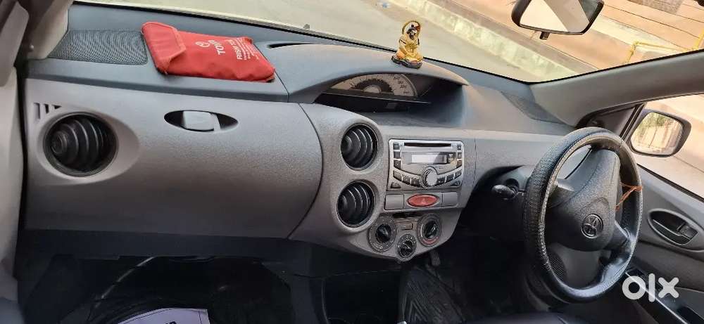 Toyota Etios 2011 Petrol 95000 Km Driven