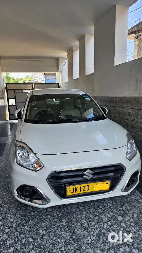 Maruti Suzuki Dzire Vxi (4 Cylinder) 2024
