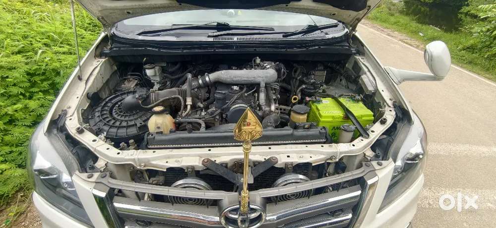 Toyota Innova 2014 Diesel Well Maintained