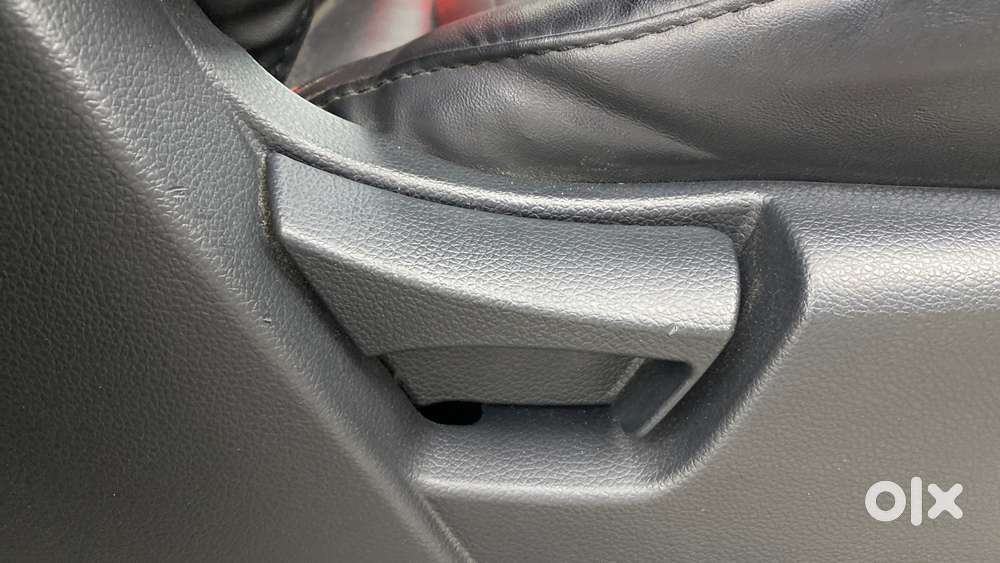Mahindra Xuv300 W8 Diesel, 2022, Diesel