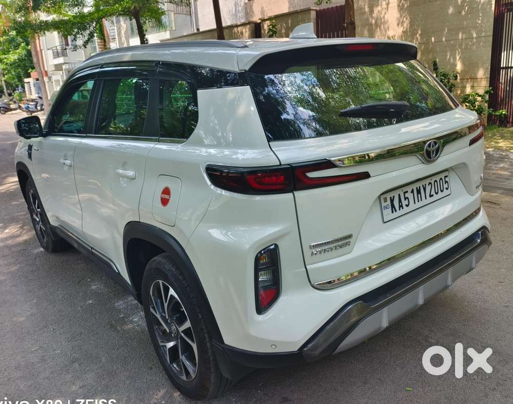 Toyota Urban Cruiser Hyryder 1.5 V Neo Drive At, 2024, Petrol