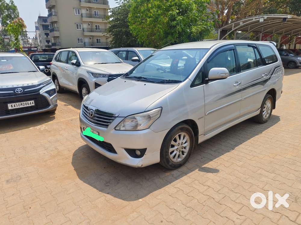Toyota Innova 2012-2013 2.5 Vx (diesel) 8 Seater, 2012, Diesel