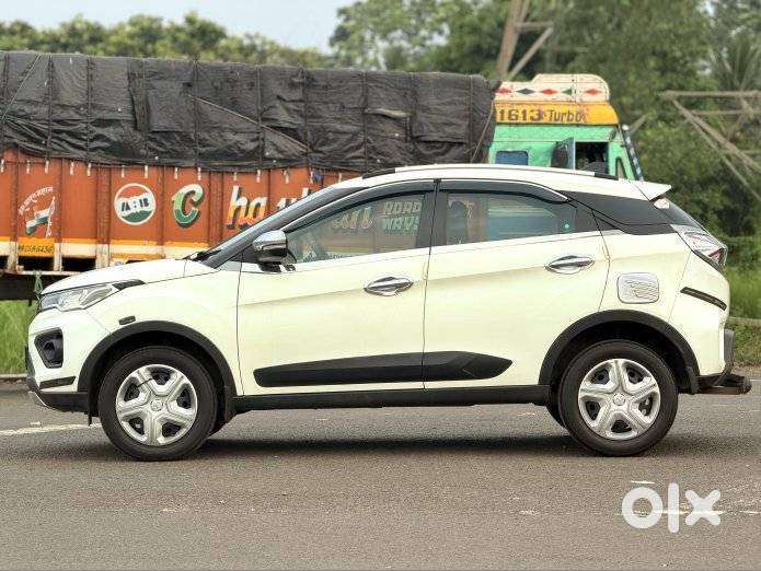 Tata Nexon 1.2 Revotron Xz, 2021, Petrol