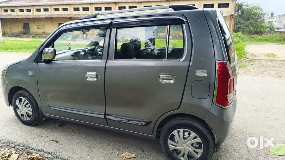 Maruti Suzuki Wagon R Lxi 2014 Year Green Cng Company Fitting