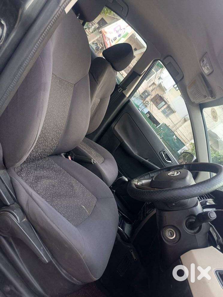 Tata Zest Revotron 1.2 Xt, 2015, Petrol