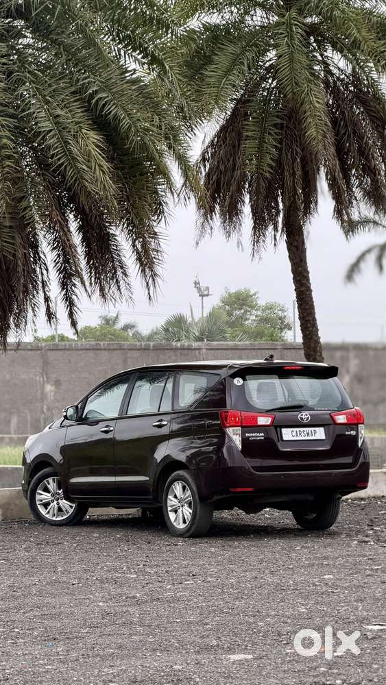 Toyota Innova Crysta 2.8 Zx At 7 Seater, 2016, Diesel