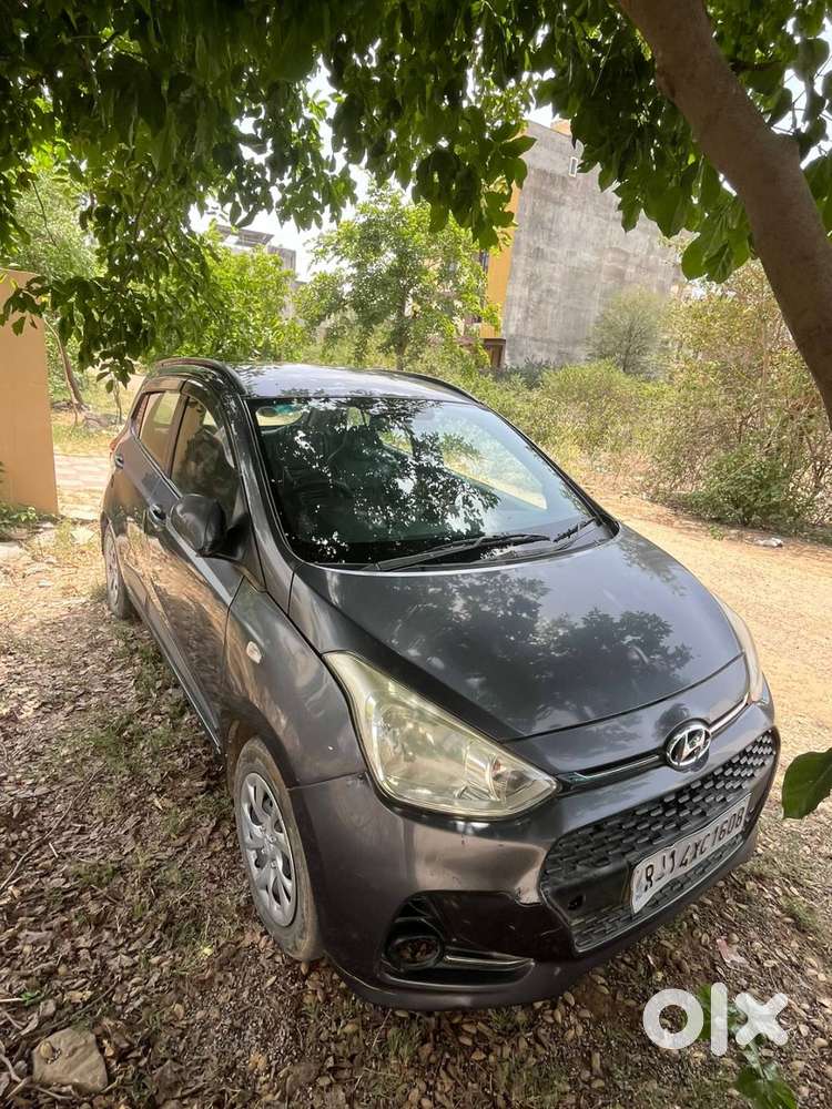 Hyundai I10 Sportz Car Driven By Ca