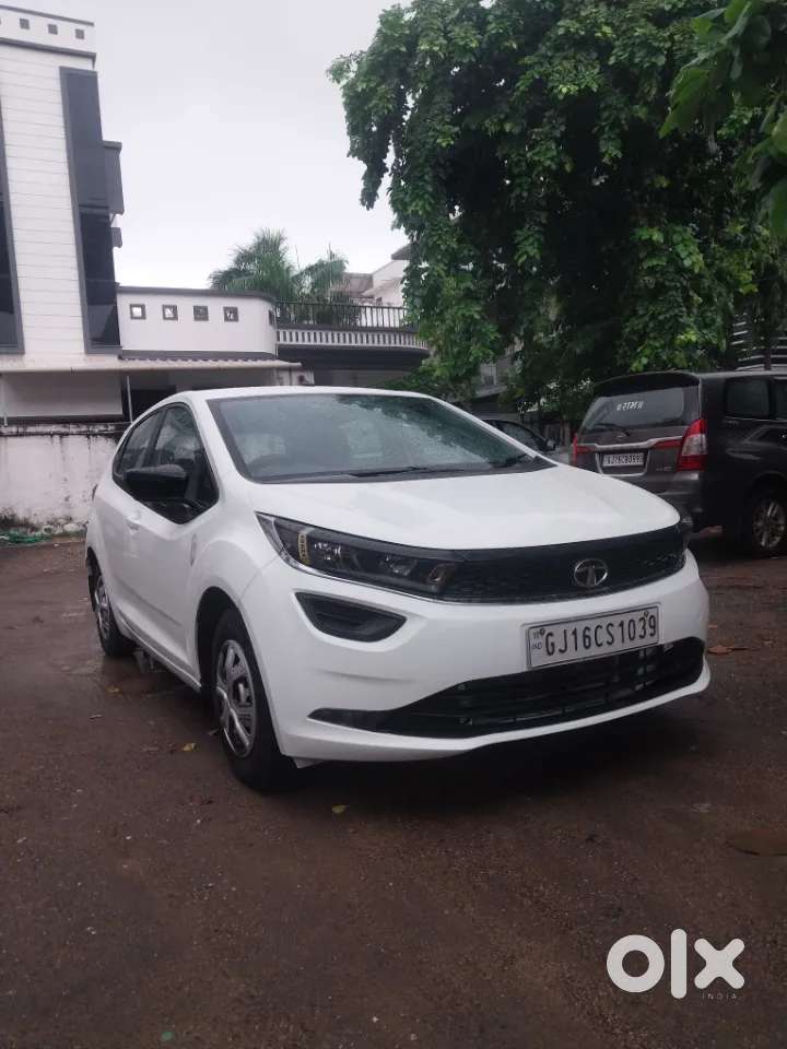 Tata Altroz 1.2 Xe Rhytm Petrol, 2020, Petrol