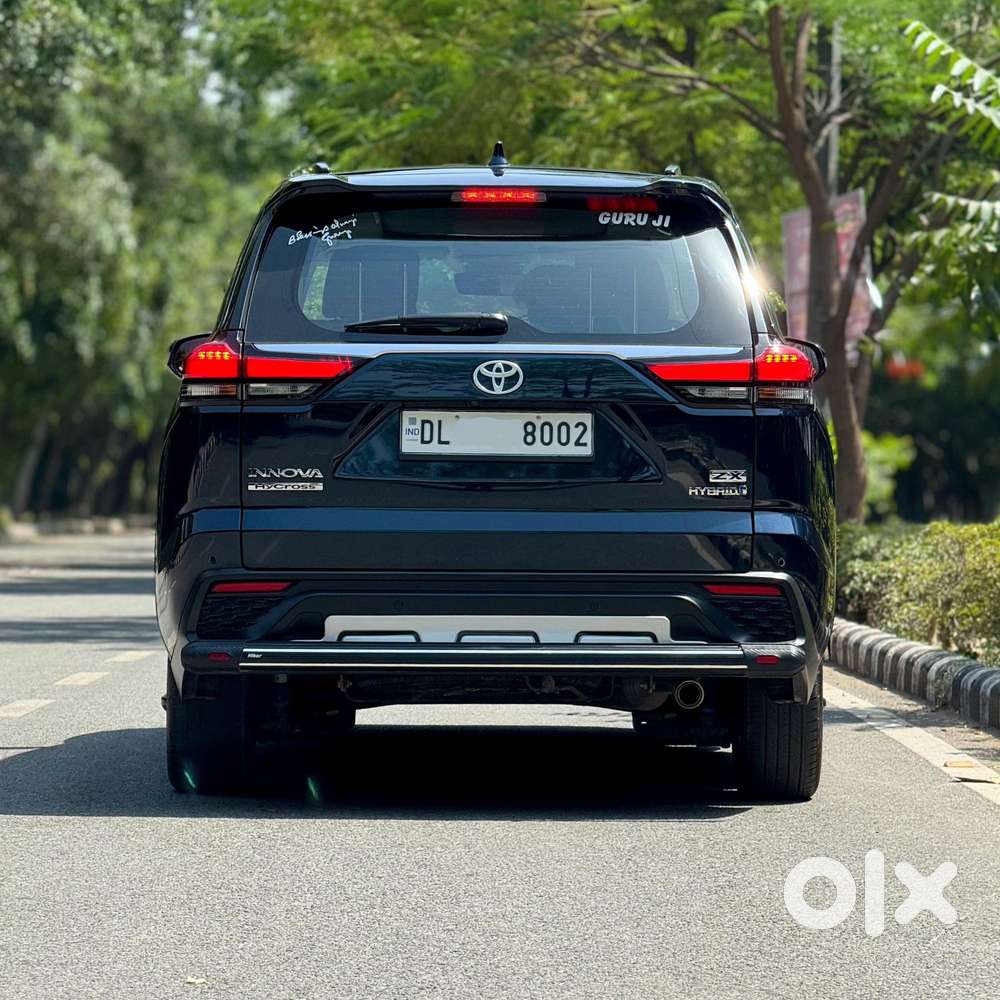 Toyota Innova Hycross 2.0 Zx (o) Hybrid 7 Str, 2024, Petrol