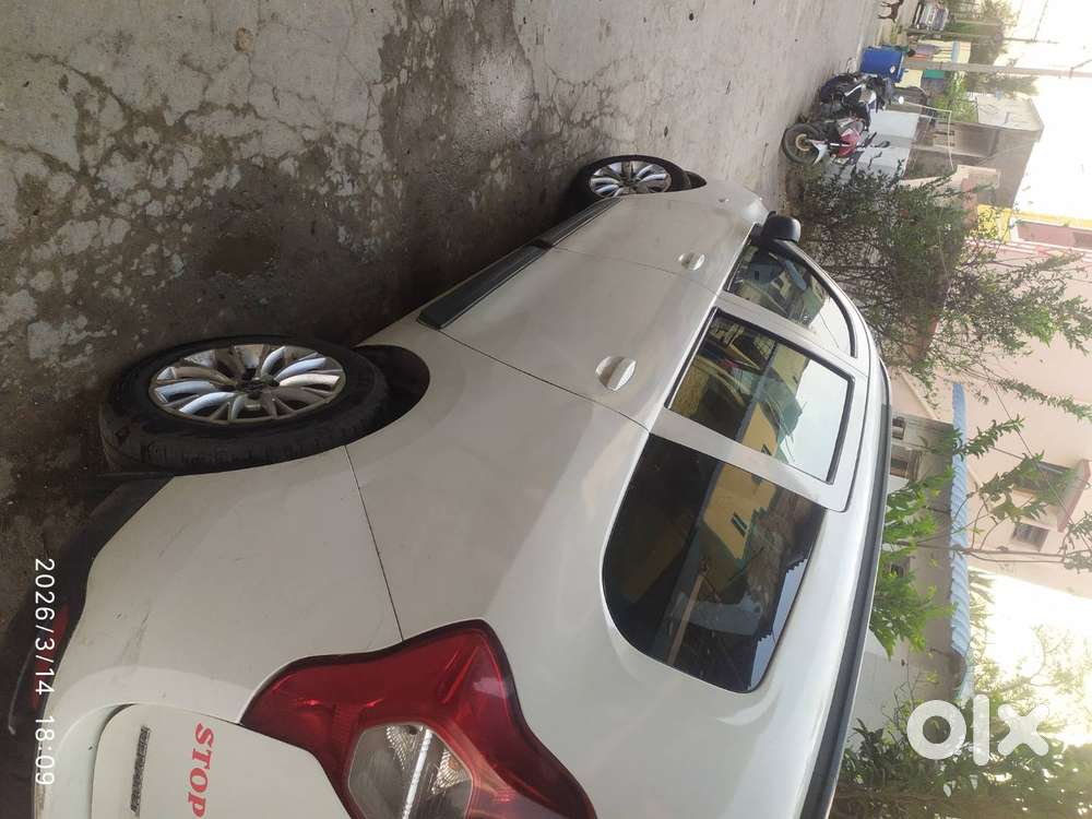 Good Look Good Run. Touch Screen Audio. Reverse Camera.