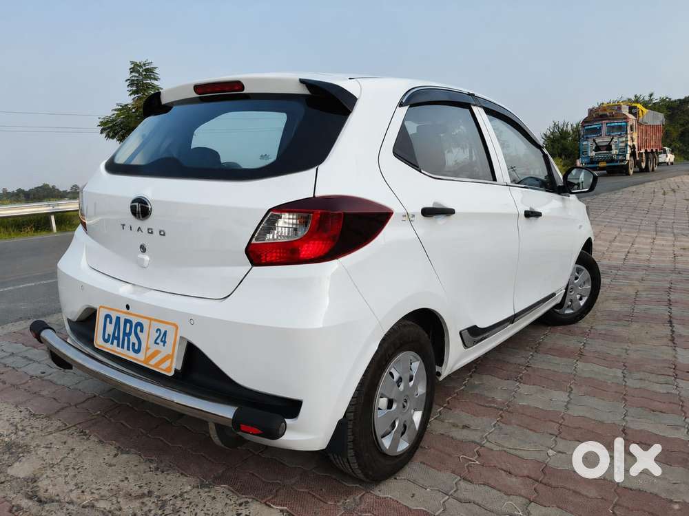 Tata Tiago, 2026, Petrol