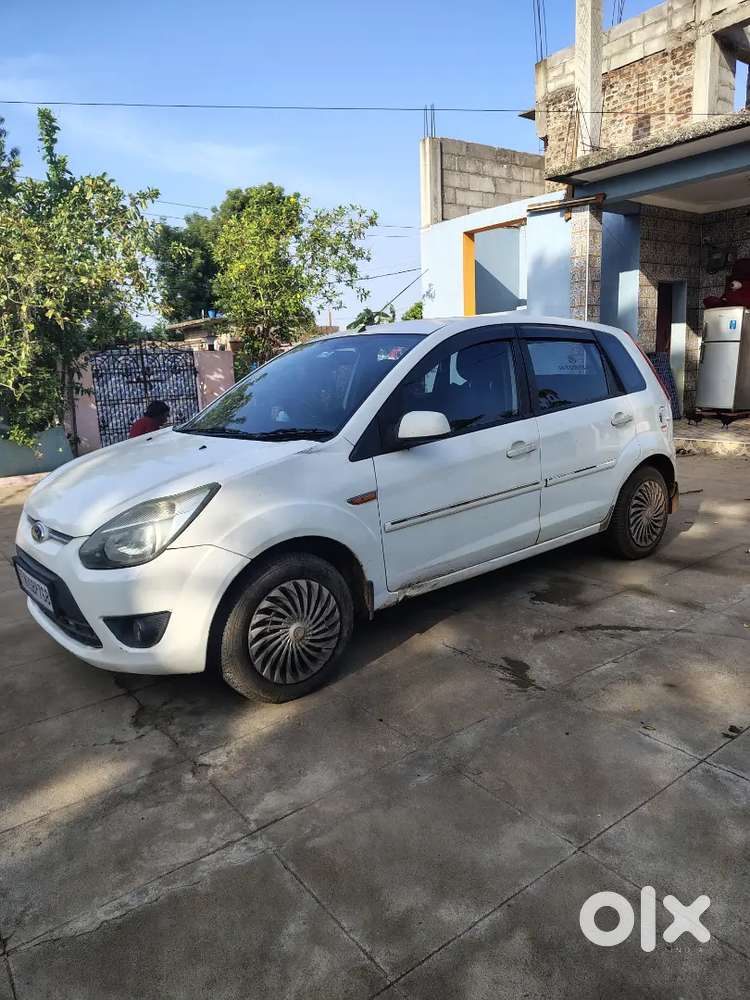 Ford Figo 2011 Petrol 122956 Km Driven