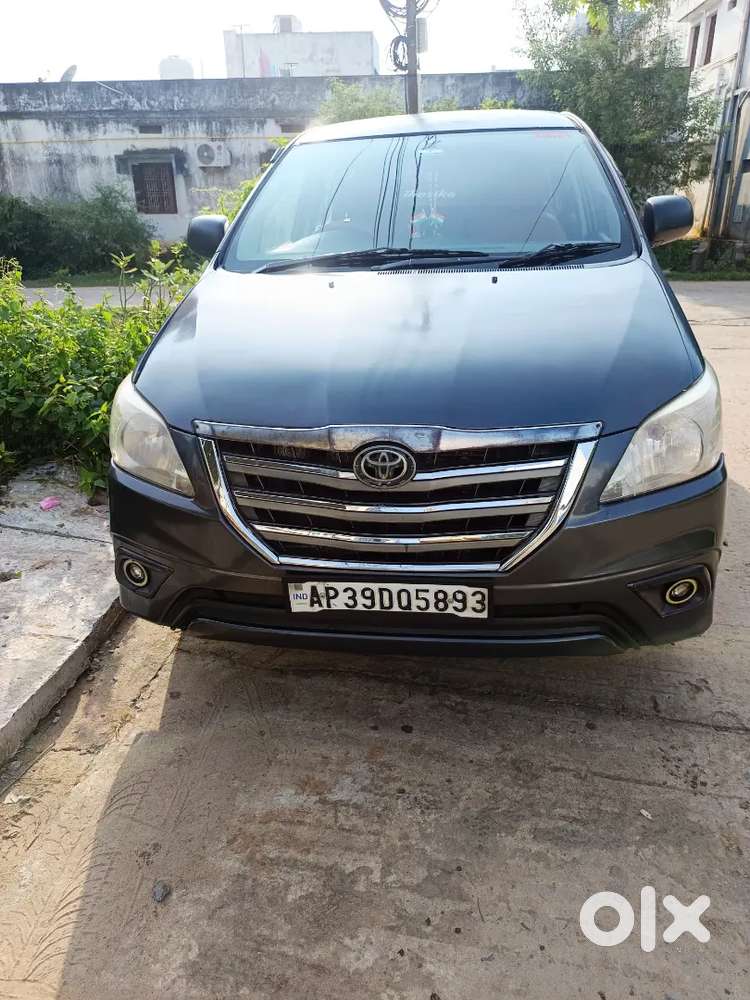 Toyota Innova Diesel Manual 2011,army Person Use.