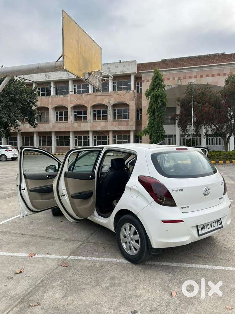 Hyundai I20 2014 Diesel 80870 Km Driven