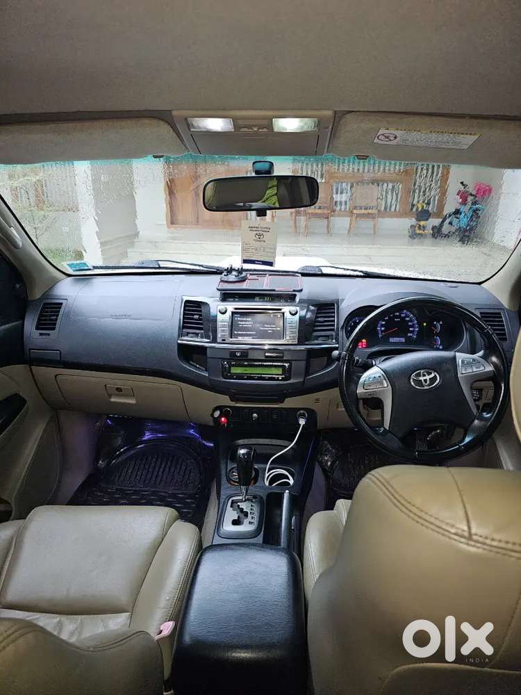 2015 Toyota Fortuner – Excellent Condition (full Toyota History)