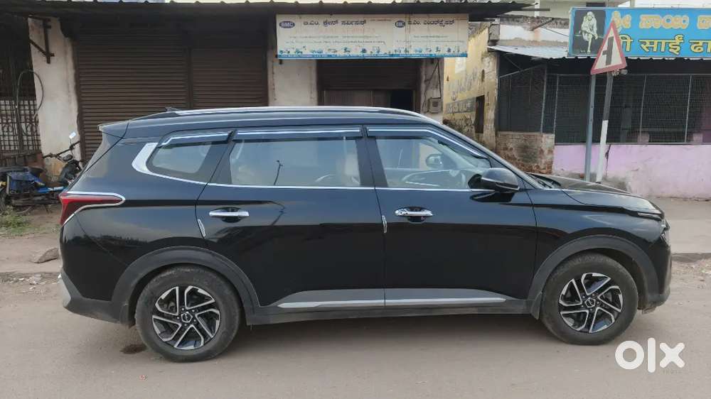 Kia Carens 2023 Diesel Well Maintained (urgent Sale)