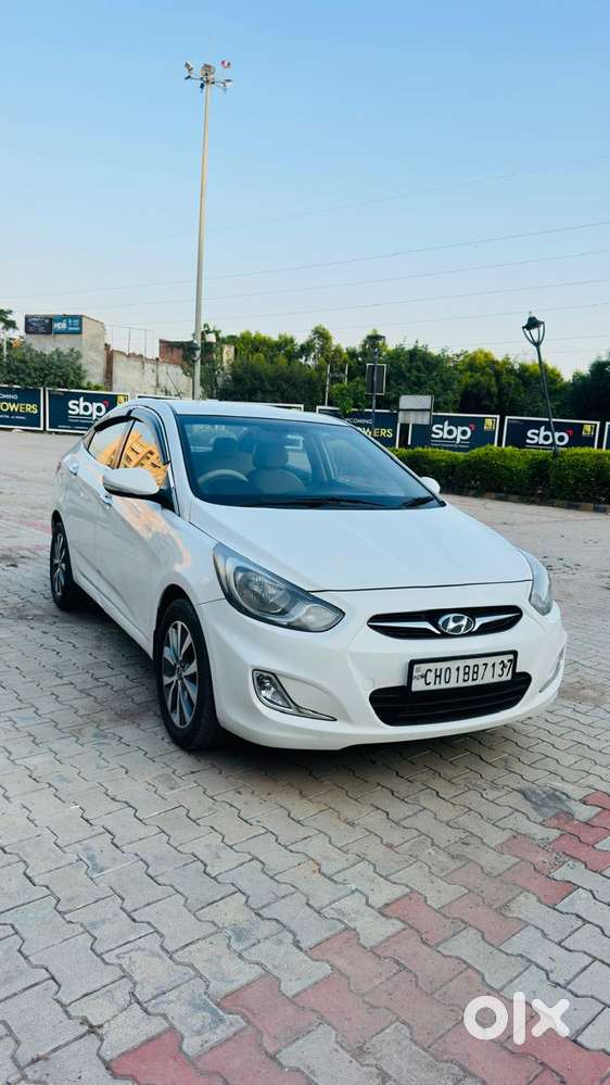 Hyundai Verna Fluidic 1.6 Crdi Sx, 2015, Diesel