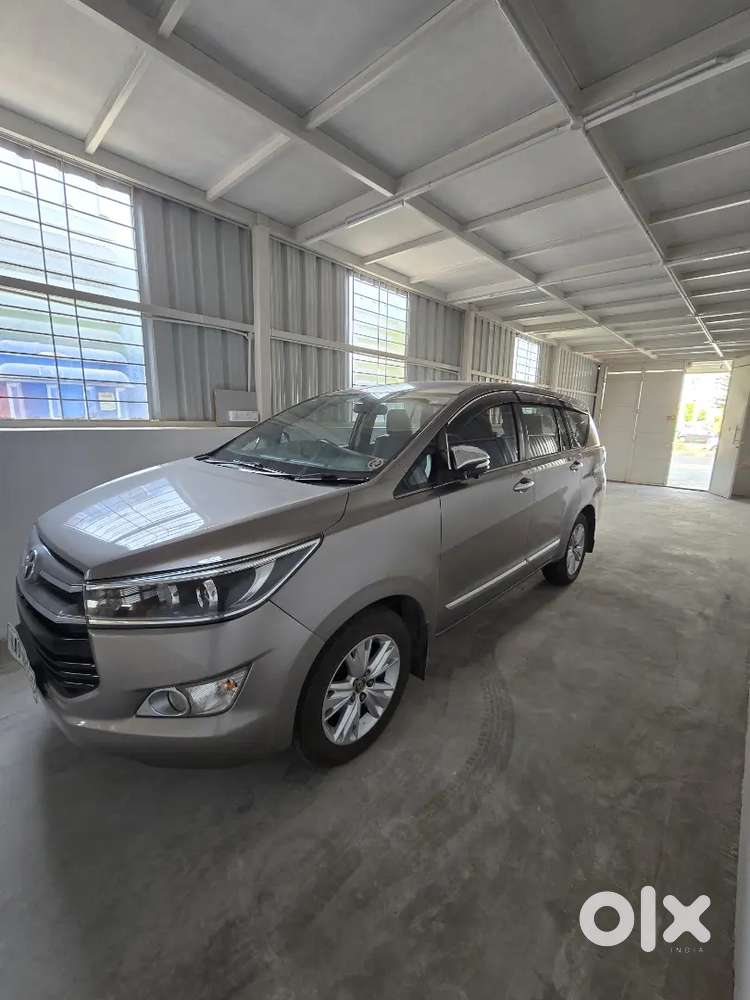 Toyota Innova Crysta 2016 Diesel 2.4 Z Well Maintained