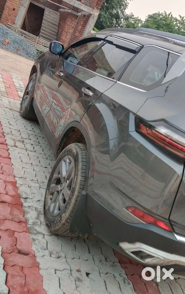 Tata Safari Diesel 2021 Top Modle, With Sunroof And Push Button Start