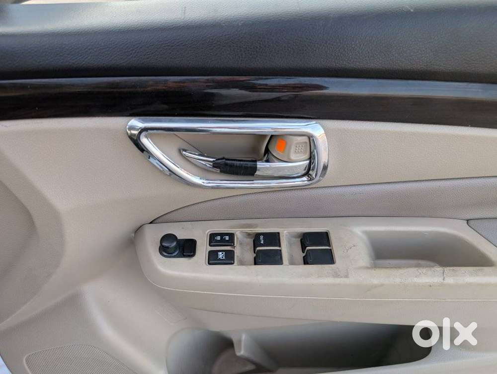 Maruti Suzuki Ciaz Zdi Shvs, 2016, Diesel