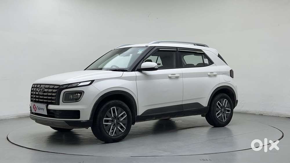 Hyundai Venue 1.0 S (o) Turbo Dct, 2023, Petrol