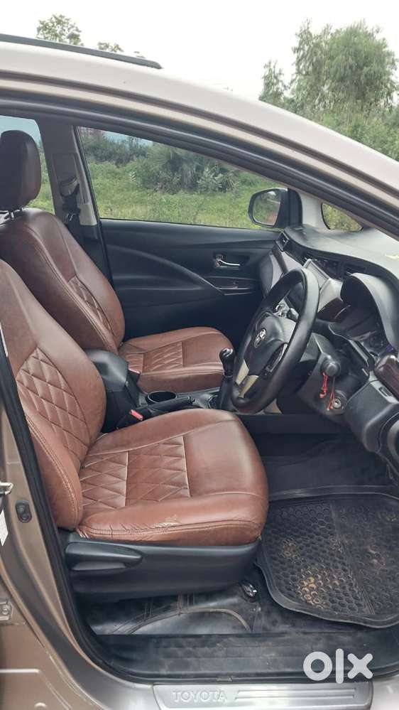 Toyota Innova Crysta 2.4 G Mt, 2016, Diesel