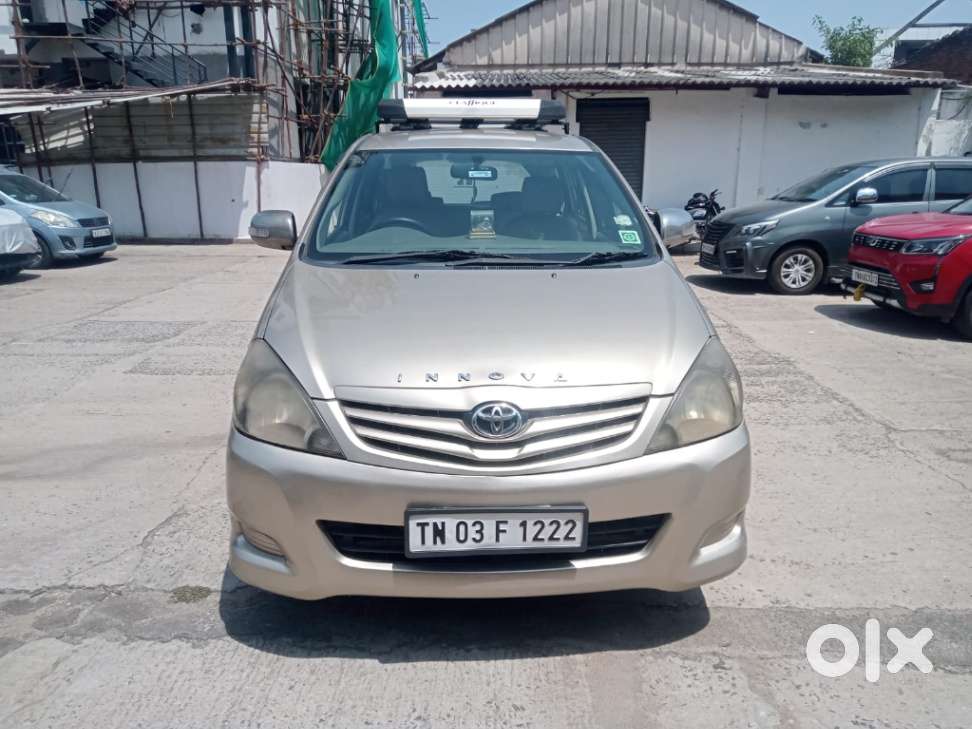 Toyota Innova 2.5 G (diesel) 8 Seater, 2011, Diesel