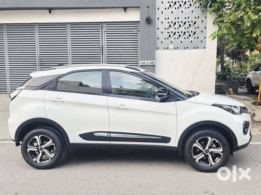 Tata Nexon 1.2 Revotron Xz Plus (s), 2023, Petrol