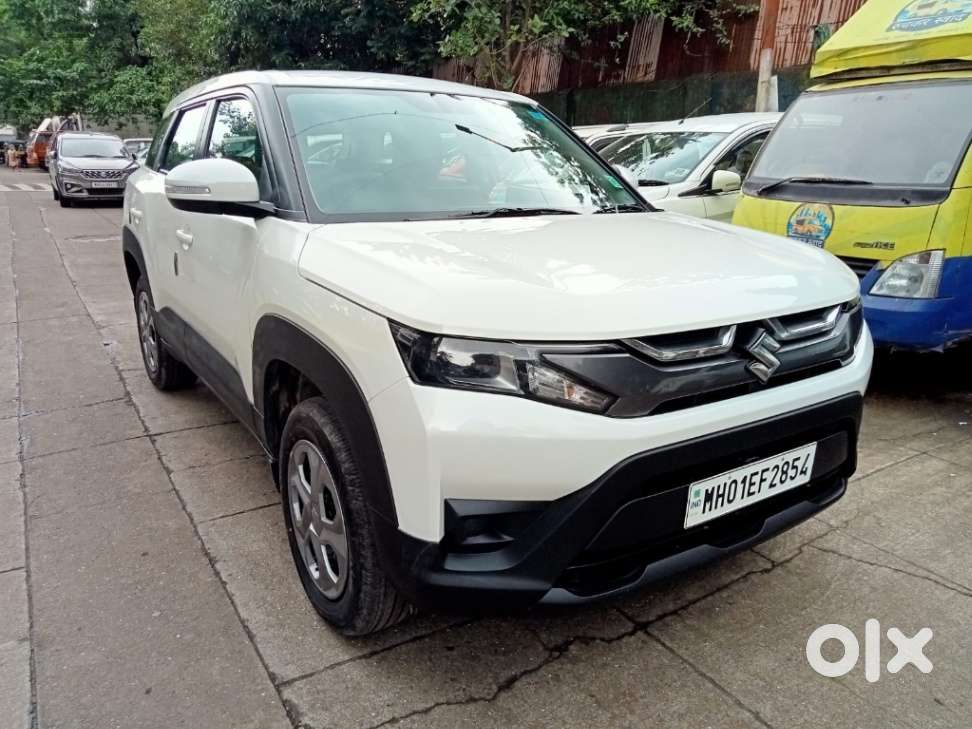 Maruti Suzuki Brezza 1.5 Vxi At Smart Hybrid, 2023, Petrol