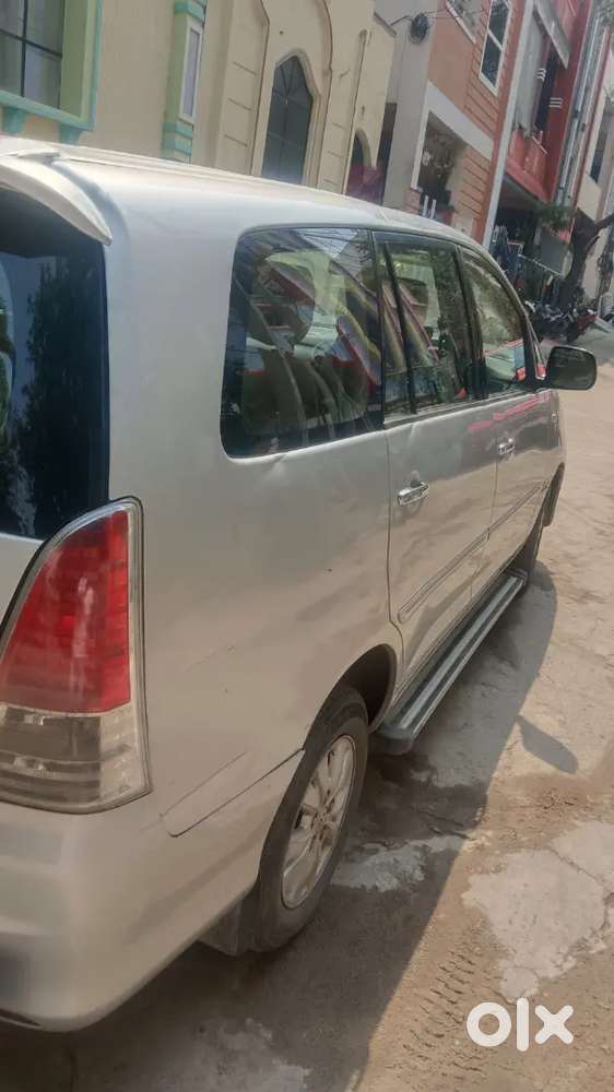 Toyota Innova 2010 Diesel Well Maintained