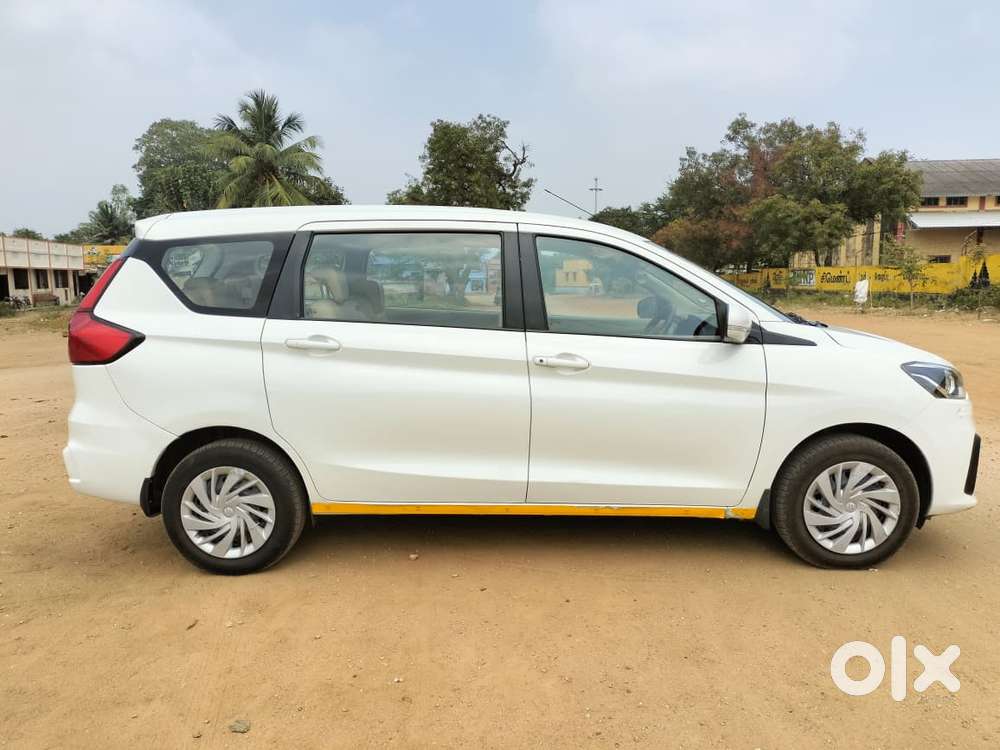 Maruti Suzuki Ertiga 2022-2023 Vxi Cng, 2023, Cng & Hybrids