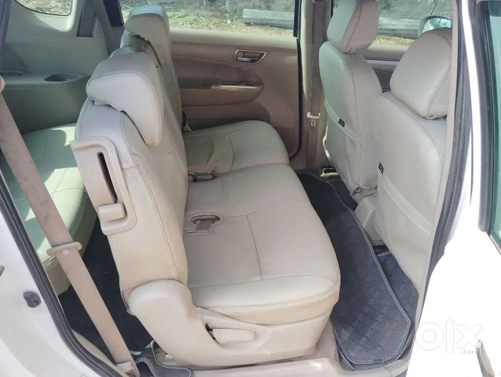 Maruti Suzuki Ertiga 2012