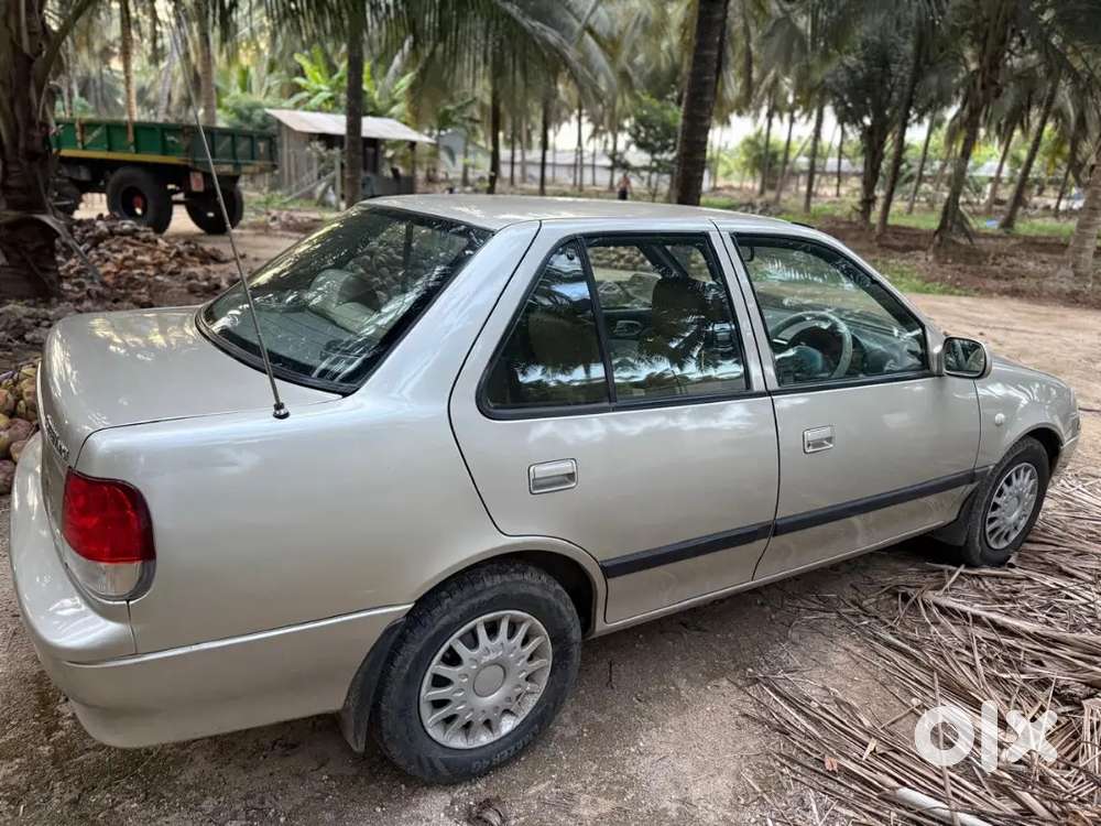 Maruti Suzuki Esteem 2007