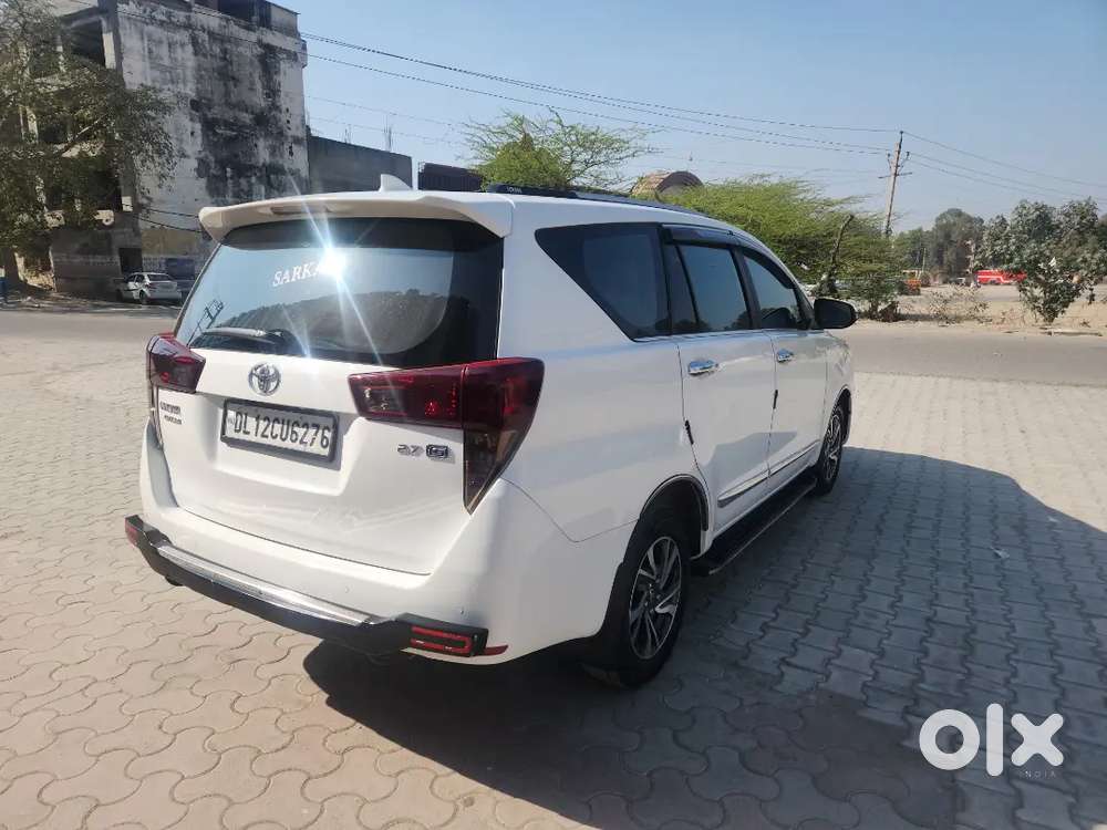 Toyota Innova Crysta 2022  Modal Single Owner Petrol