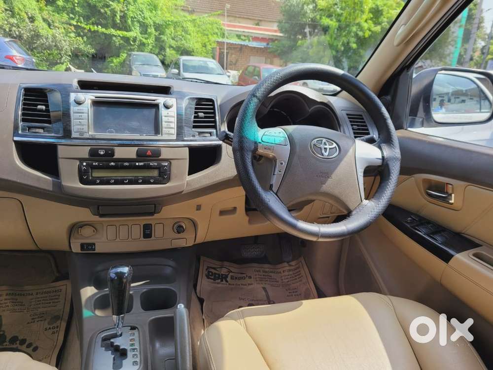 Toyota Fortuner Diesel 2012