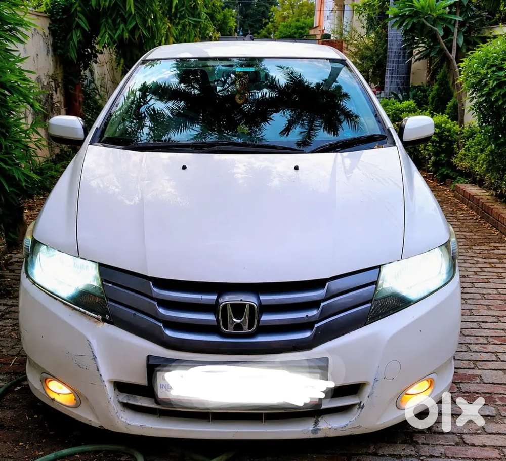 Honda City Petrol+cng Mt 2010 Up21