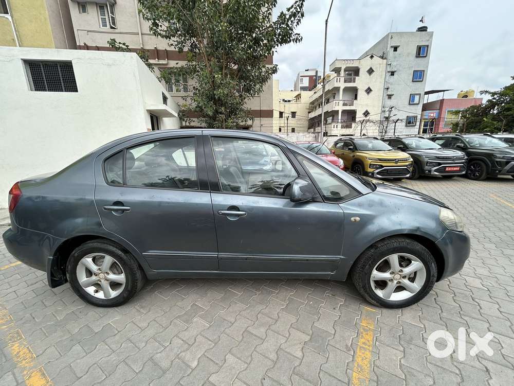 Maruti Suzuki Sx4 Zxi, 2008, Petrol