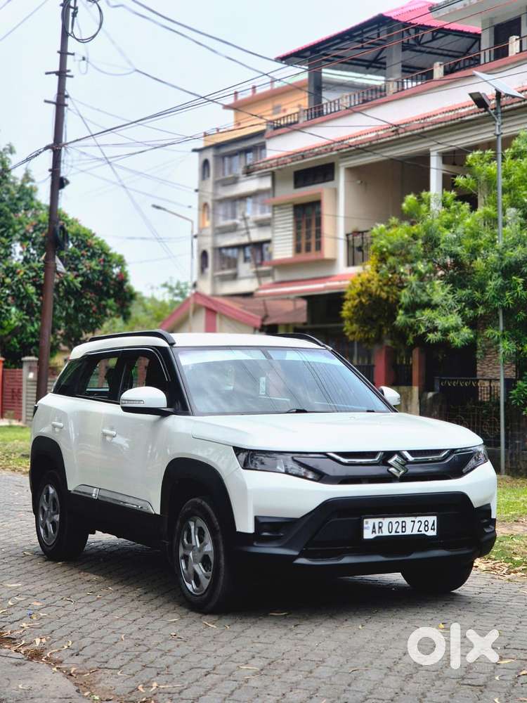 Maruti Suzuki Brezza 1.5 Vxi Smart Hybrid, 2024, Petrol