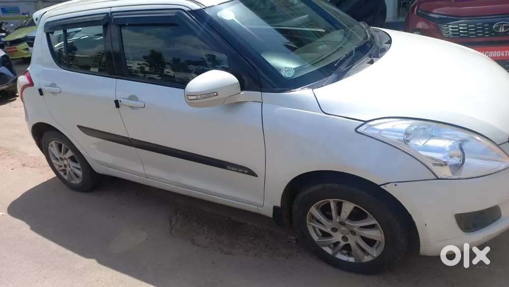 Maruti Suzuki Swift Zdi, 2013, Diesel