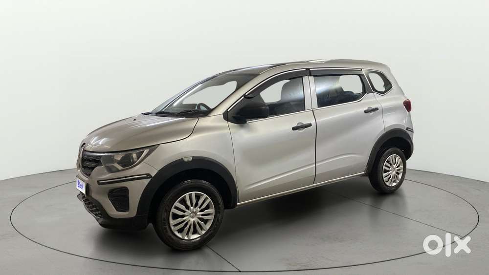 Renault Triber 1.0 Rxe, 2023, Petrol