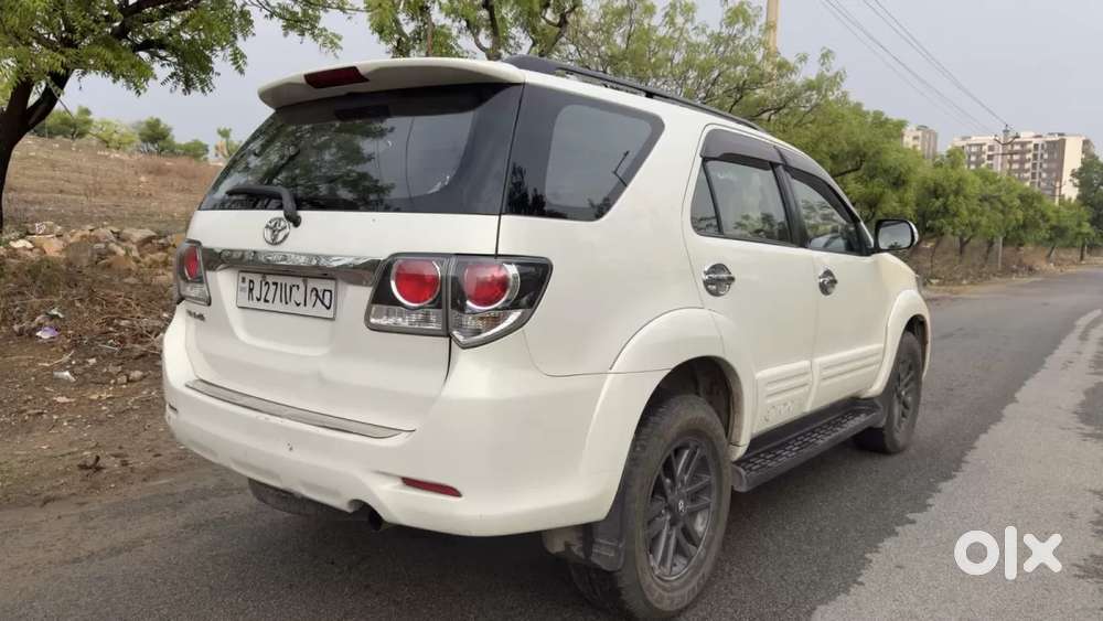 Toyota Fortuner, 2015, Diesel