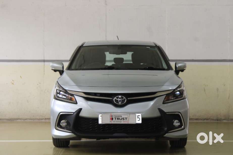 Toyota Glanza 1.2 V Amt, 2023, Petrol